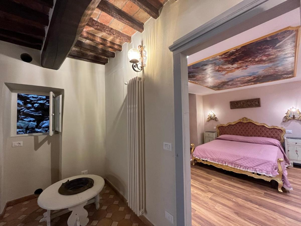 Cortona Suite - The House With Well And The Frescos Palace Exterior photo