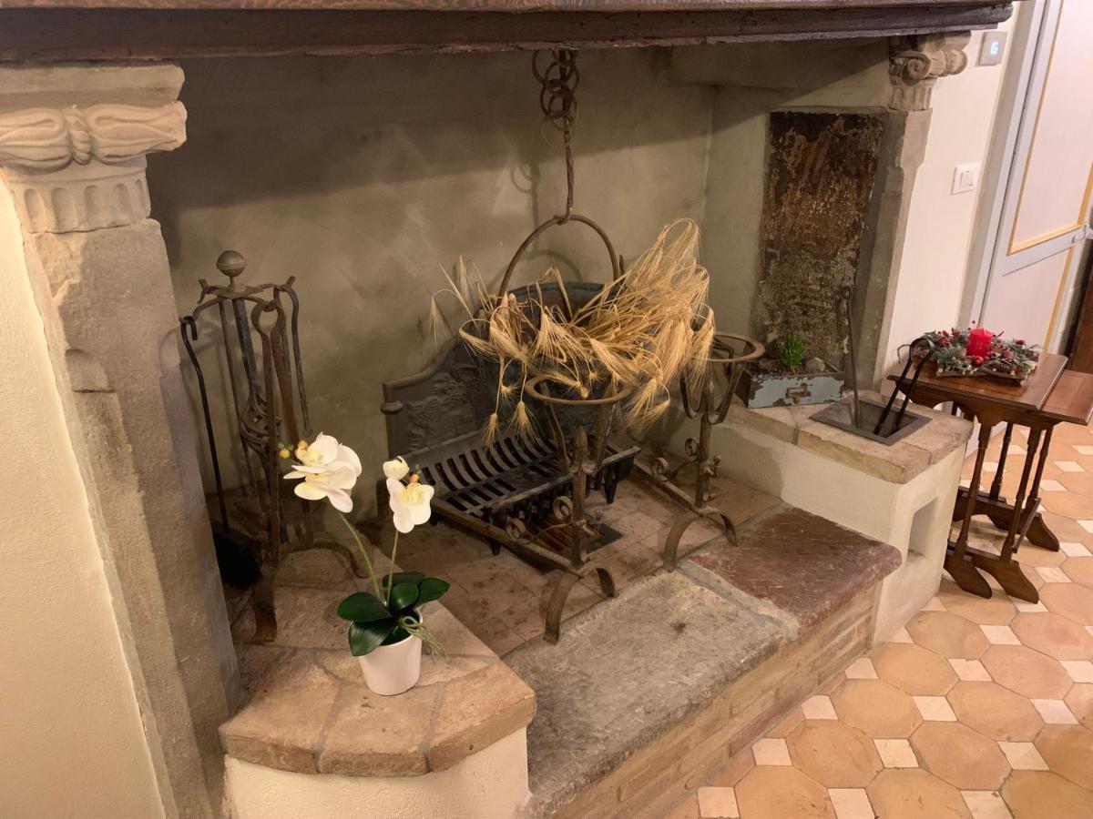 Cortona Suite - The House With Well And The Frescos Palace Exterior photo